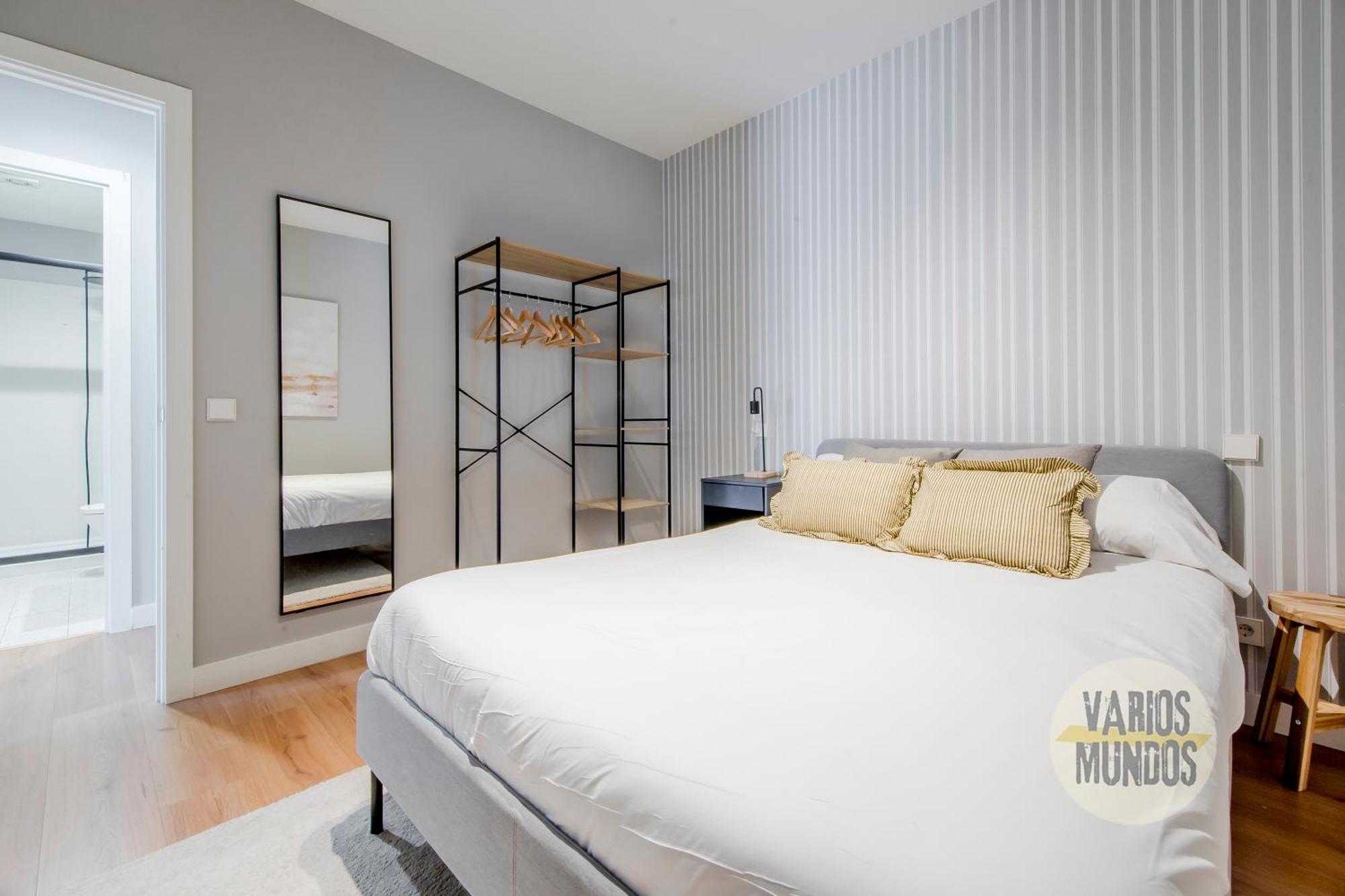 Modern Apt & Cool Interior Design A 20 Metros Del Retiro E1 Madrid Exteriör bild